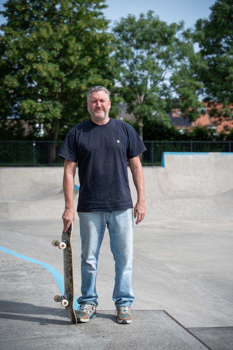 Steve De Clercq begon met skaten op de zeedijk. Dat er ooit een skatepark zou komen in Oostduinkerke of een skatewedstrijd met deelnemers uit Zuid-Amerika, kon hij op moment nog niet dromen. 