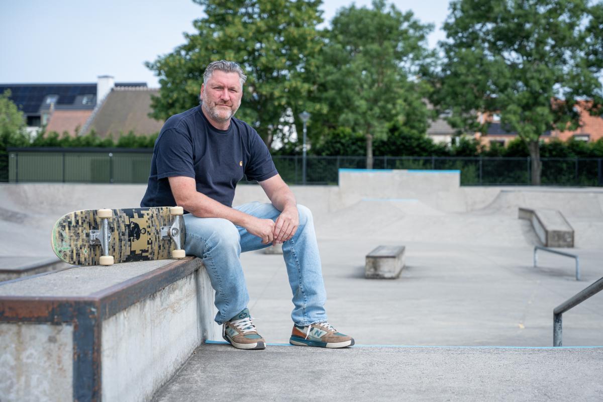 Steve De Clercq begon met skaten op de zeedijk. Dat er ooit een skatepark zou komen in Oostduinkerke of een skatewedstrijd met deelnemers uit Zuid-Amerika, kon hij op moment nog niet dromen. 