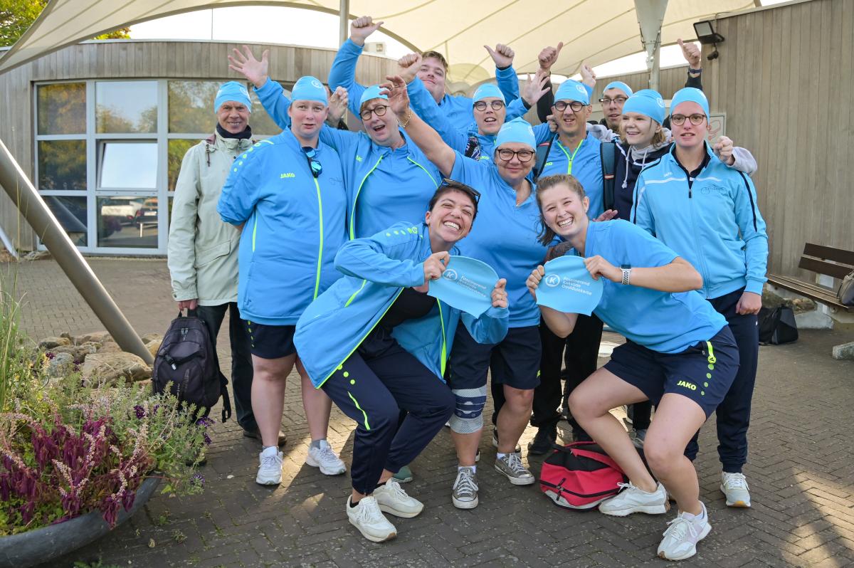 Tandem West organiseert vrijetijdsactiviteiten voor kinderen en jongeren met én zonder beperking. Om de 2 weken komen de leden samen in de Sint-Ritakapel (Koksijde-Dorp). Van september tot halverwege mei. De jongste groep – de Dynamo's (-18 jaar) – houdt 