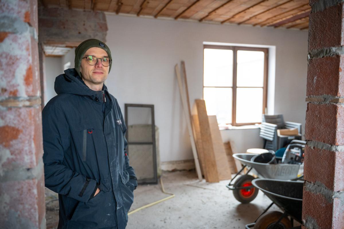 Als kersvers Wulpenaar sprong Ruben Sevenois meteen mee op de kruiwagen van Wulpen knapt op! Een infoavond later had hij niet alleen een renovatieplan, maar ook een netwerk en nuttig advies van het Energiehuis en Acasus op zak. 